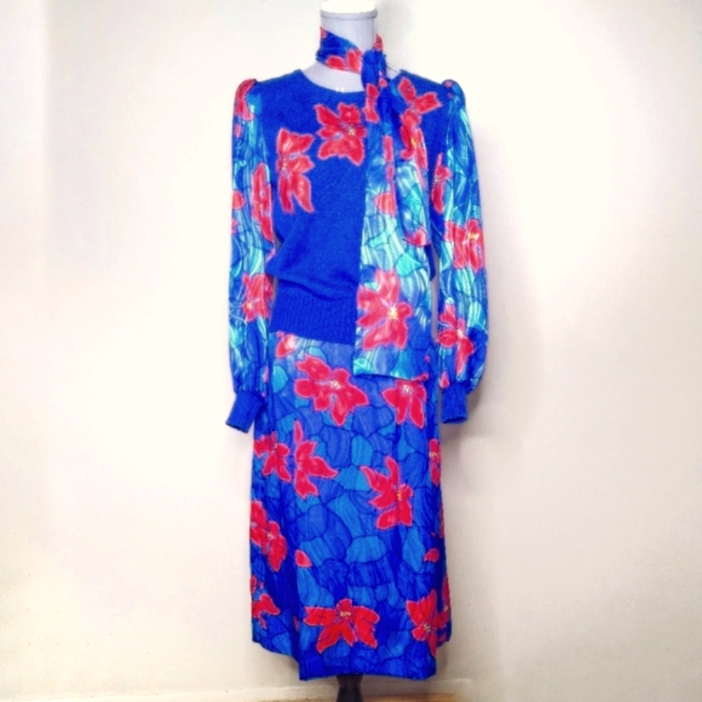 Anthony Sicari Vintage 80s 3 Piece Skirt Sweater Scarf Set Poinsettia M